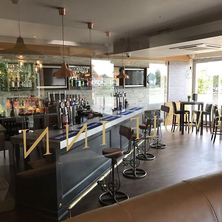 The Wolf Inn 洛斯托夫特 外观 照片